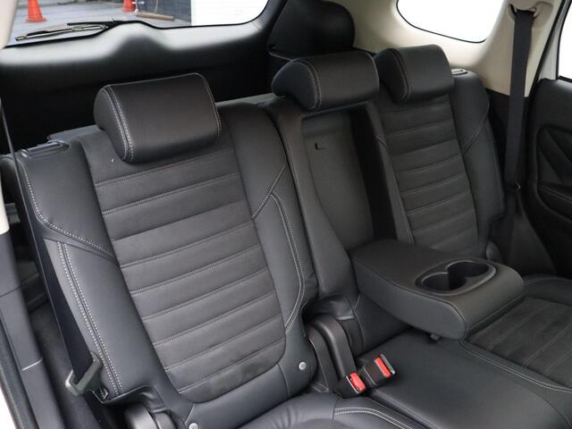 Mitsubishi OUTLANDER 2.4 PHEV Intense+ | Stoel & Stuur verwarming | Open dak | Trekhaak |