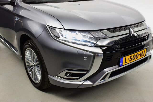Mitsubishi OUTLANDER 2.4 PHEV Instyle Leder Schuifdak 1e Eig. NL auto ACC, Trekhaak, Privacy glas, keyless entry en start, leder bekleding, powersound syst, elec verstelbare stoel, stuurverw, park ass, 360 camera, cruisecamera achter, schakel paddles