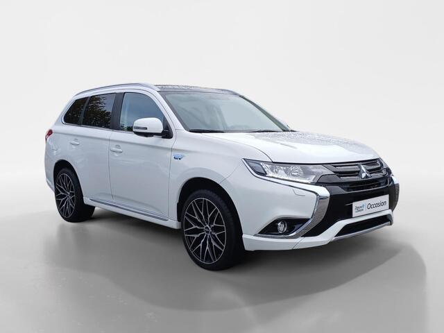 Mitsubishi OUTLANDER 2.0 PHEV Premium | 360 Camera | Cruise | Stoel en stuurverw. | LED | Keyless | 1 jaar garantie |