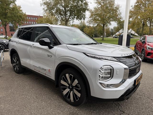 Mitsubishi OUTLANDER 2.4 PHEV First Ed. | Head up | Elek. Achterklep | Stuur/stoelve