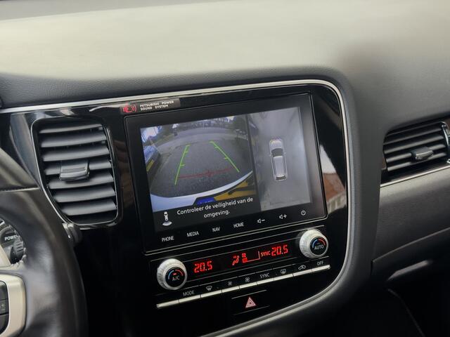 Mitsubishi OUTLANDER 2.4 PHEV INTENSE+ PANODAK LEDER NAVI CAMERA LED LMV PDC