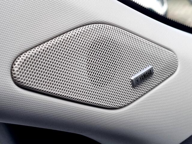 Mitsubishi OUTLANDER 2.4 PHEV Intense / ¤6.000,- Voordeel Op Nieuwprijs / Gratis Afneembare Trekhaak t.w.v. ¤1.449,- /Elektrische Range 86 KM WLTP / 1600KG Trekgewicht / 8 Jaar Fabrieksgarantie