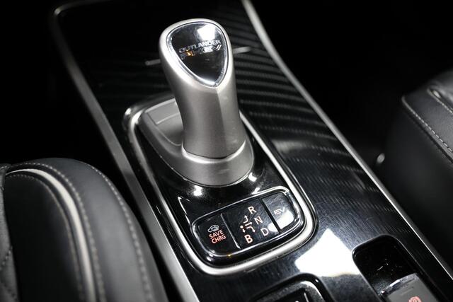 Mitsubishi OUTLANDER 2.4 PHEV Instyle | Schuif- opendak | Leer | 360 Camera