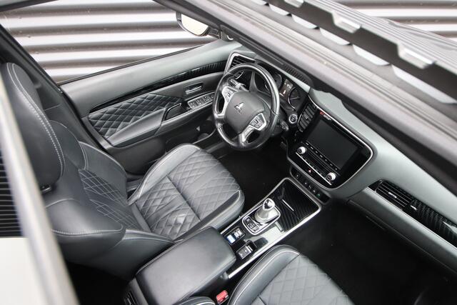 Mitsubishi OUTLANDER 2.4 PHEV Instyle Opendak, Adaptive cr, Trekhaak, Leder, Dealer O.H.