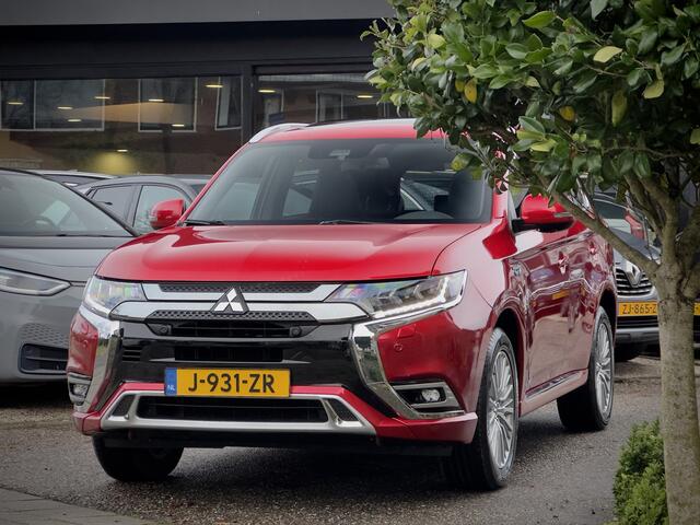 Mitsubishi OUTLANDER 2.4 PHEV ACTIE! BETAAL NU 50% 11450 50/50 DEAL DE REST IN 2JAAR RENTEVRIJ FINANCIEREN
