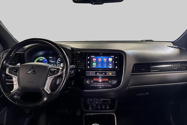 Mitsubishi OUTLANDER 2.4 PHEV Intro edition