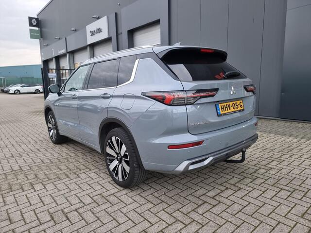 Mitsubishi OUTLANDER 2.4 PHEV Instyle | Trekhaak | Open dak | Elektrische Achterklep |