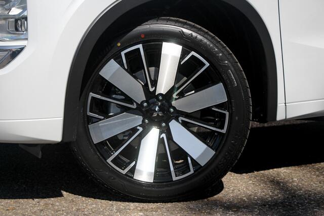 Mitsubishi OUTLANDER 2.4 PHEV Instyle