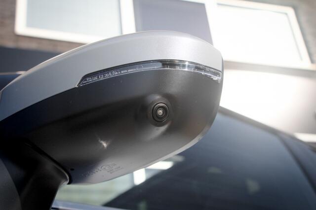 Mitsubishi OUTLANDER 2.4 PHEV Instyle+