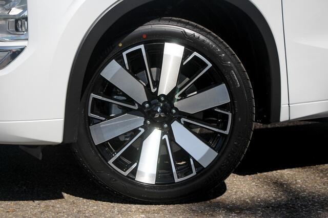 Mitsubishi OUTLANDER 2.4 PHEV First Ed. | Head up | Elek. Achterklep | Stuur/stoelve