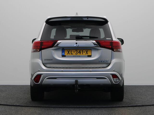 Mitsubishi OUTLANDER 2.4 PHEV Intense+ | Half leder | Stoelverwarming | panorama dak | Trekhaak |