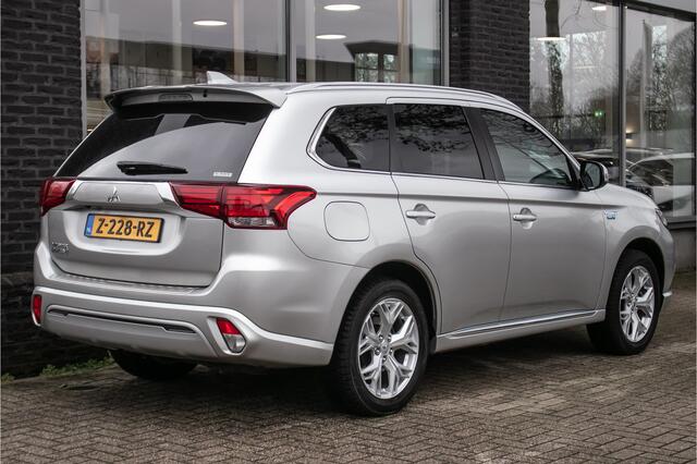 Mitsubishi OUTLANDER 2.4 PHEV Intense | afn. trekhaak