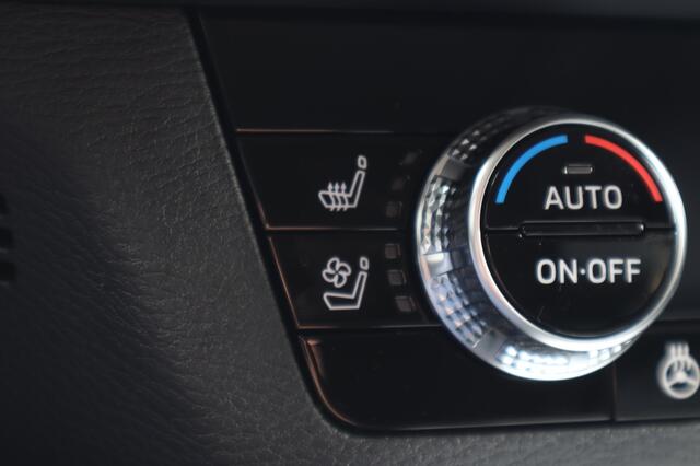 Mitsubishi OUTLANDER 2.4 PHEV Instyle