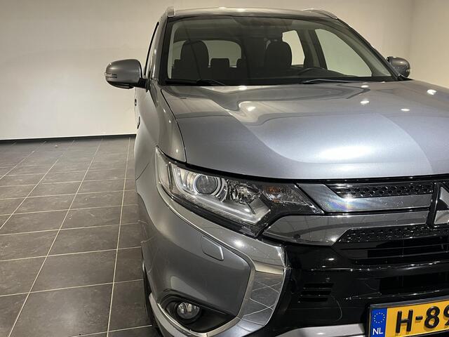 Mitsubishi OUTLANDER 2.4 PHEV Pure | Apple Carplay/Android Auto | Stoelverwarming | Camera