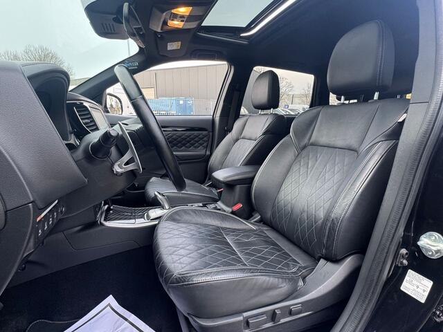 Mitsubishi OUTLANDER 2.4 PHEV Instyle+ | PANODAK | STUURVERW. | 360* CAM | LEER