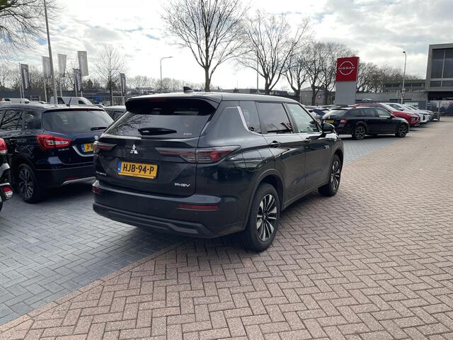 Mitsubishi OUTLANDER 2.4 PHEV Intense | Adaptieve Cruise Control | Navigatie | FABRIEKSGARANTIE TOT 03-2033!