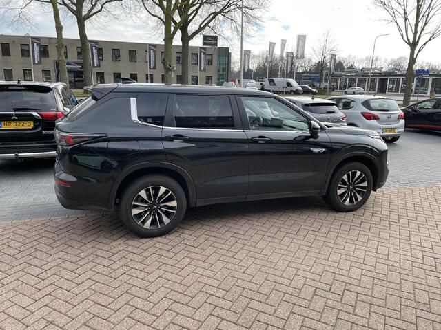 Mitsubishi OUTLANDER 2.4 PHEV Intense | Adaptieve Cruise Control | Navigatie | FABRIEKSGARANTIE TOT 03-2033!