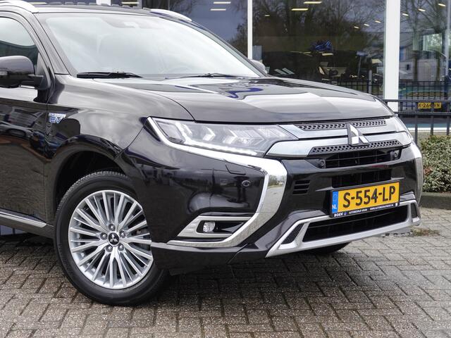 Mitsubishi OUTLANDER 2.4 PHEV Intense+ VOL LEER | SCHUIFDAK | TREKH. | ACC | NAVI