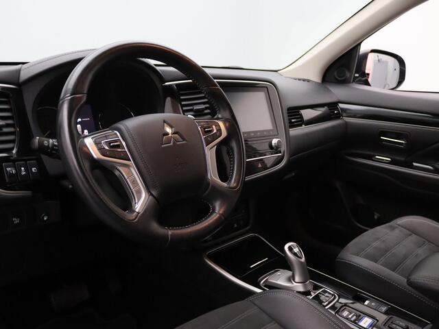 Mitsubishi OUTLANDER 2.4 PHEV Intense+ 225pk Camera | Cruise | Navi | Stoelverw.
