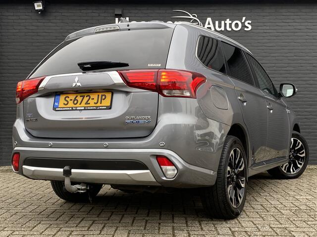 Mitsubishi OUTLANDER 2.0 PHEV Instyle+ 204 pk 4WD AUT. | navigatie | schuifdak | trekhaak | leder interieur | elektr. a. klep | stoel/stuurvw.