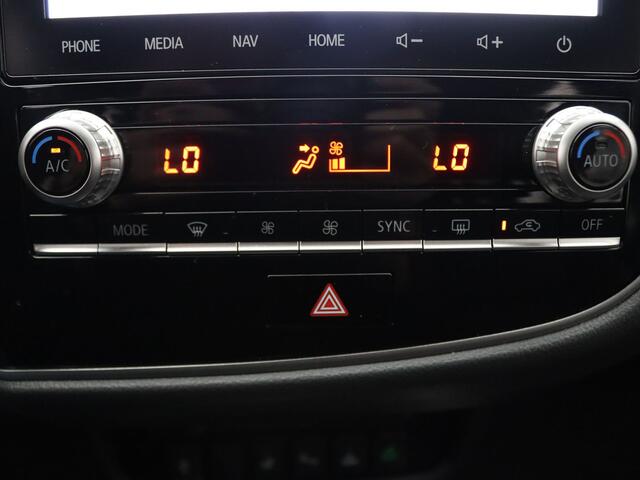 Mitsubishi OUTLANDER 2.4 PHEV Intense+ 225pk 360° Camera | Cruise | Parkeersens. v+a | Stoel-/stuurverw.