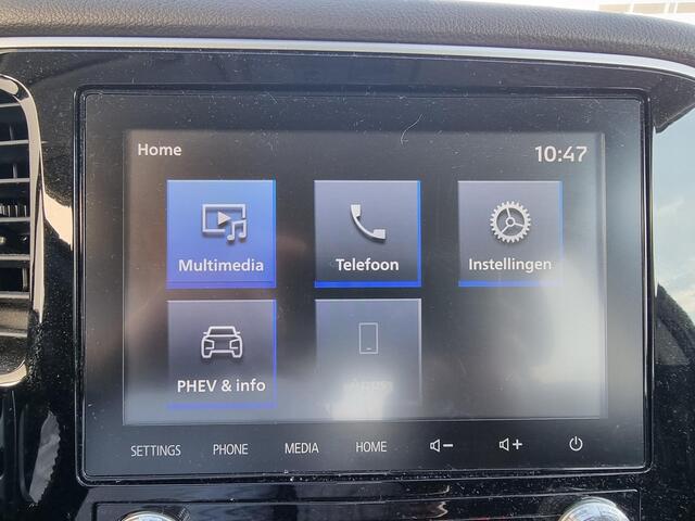Mitsubishi OUTLANDER 2.4 PHEV Intense | Trekhaak | Applle CarPlay / Android Auto navigatie | Achteruitrijcamera |