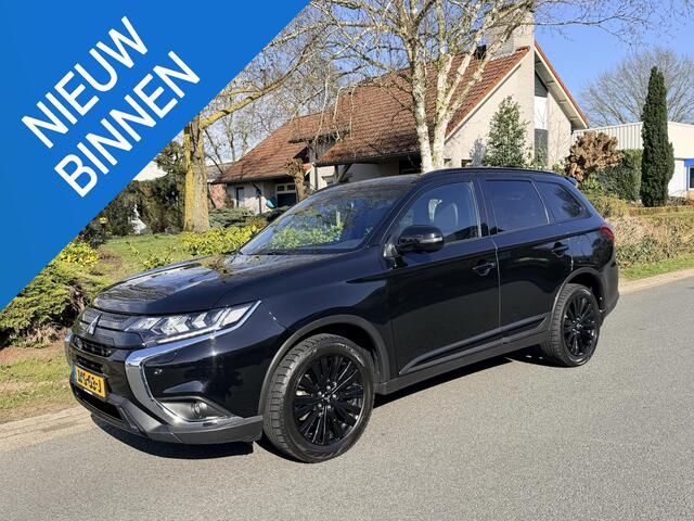 Mitsubishi OUTLANDER 2.0 150PK AWD 7p Black-Edition AutomaatoLeder