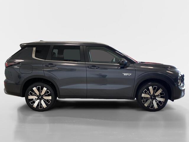 Mitsubishi OUTLANDER 2.4 PHEV First Edition | 7.500 EURO KORTING | SNEL LEVERBAAR | 8 JAAR GARANTIE |