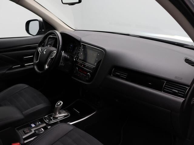 Mitsubishi OUTLANDER 2.4 PHEV Intense | Cruise | Clima | PDC | Trekhaak |