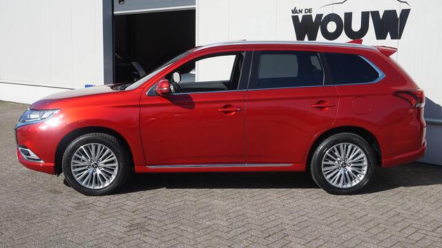 Mitsubishi OUTLANDER 2.4 PHEV Instyle | Trekhaak afn.