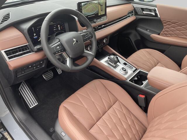 Mitsubishi OUTLANDER 2.4 PHEV Instyle+ Tot ¤ 6.500,- VOORDEEL!