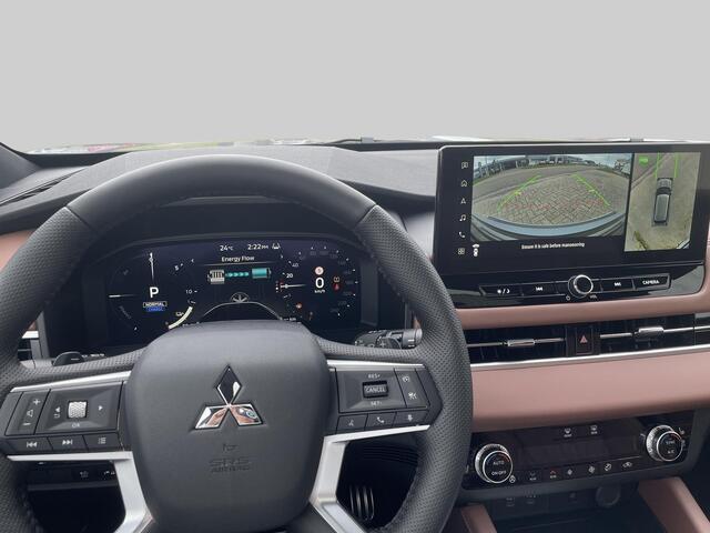 Mitsubishi OUTLANDER 2.4 PHEV Instyle+ Tot ¤ 6.500,- VOORDEEL!