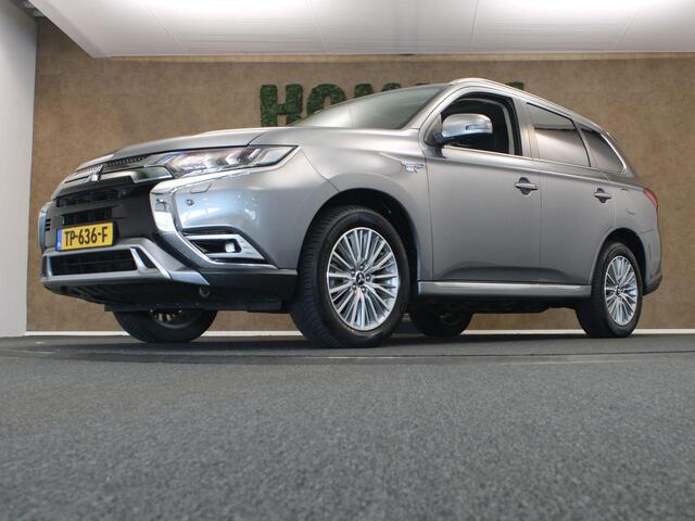 Mitsubishi OUTLANDER 2.4 PHEV Intense+ - ORIGINEEL NEDERLANDSE AUTO - PLUG IN - VIERWIELAADNDRIJVING - PARKEERSENSOREN VOOR/ ACHTER - OPEN DAK - DODEHOEK DETECTIE - 2 LAADKABELS - HALF LEDEREN BEKLEDING - VOORSTOELEN VERWARMD - STUUR VERWARMD - MICHELIN 4 SEIZOENENBANDEN
