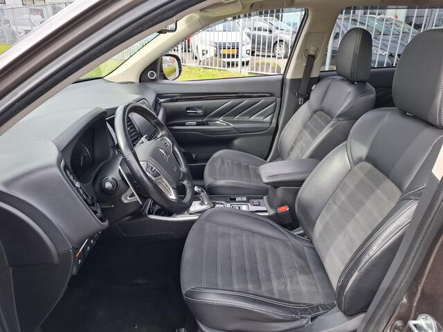 Mitsubishi OUTLANDER 2.4 PHEV Intense+ Trekhaak | Carplay & Android auto