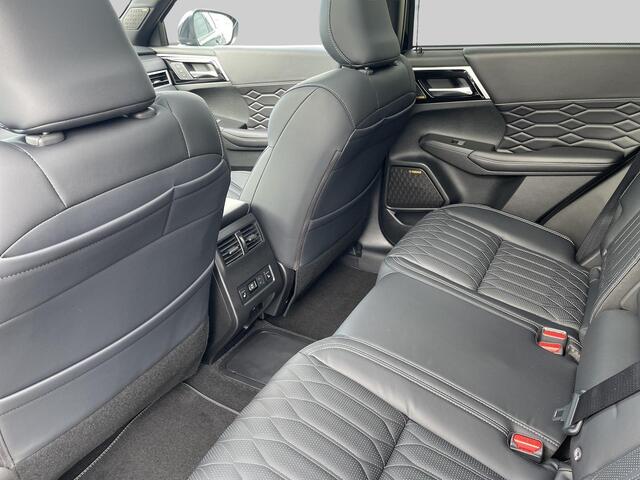 Mitsubishi OUTLANDER 2.4 PHEV Instyle