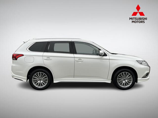 Mitsubishi OUTLANDER 2.4 PHEV Intense+ incl. Trekhaak!