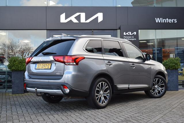 Mitsubishi OUTLANDER 2.0 Connect Pro Trekhaak | 360 Camera | Stoel+Stuurverwarming | Dealeronderhouden!