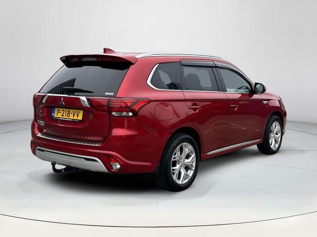Mitsubishi OUTLANDER 2.4 PHEV Intense+ | Trekhaak| Apple carplay| Achteruitrijcamera| Navigatie| Ledkoplampen|