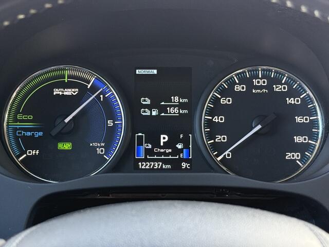 Mitsubishi OUTLANDER BWJ 2021 | 2.4 225PK PHEV Pure | CLIMA | NAVI | STOELVERW | LEDER | CAMERA A | CARPLAY |