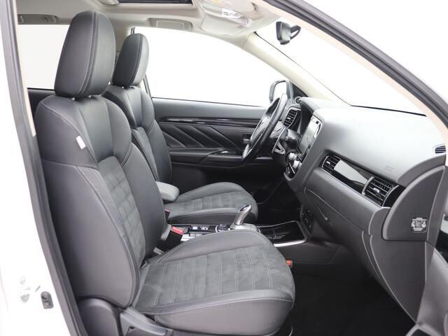 Mitsubishi OUTLANDER 2.4 PHEV Intense+ Elec.Dak / LED / Camera / Origineel NL