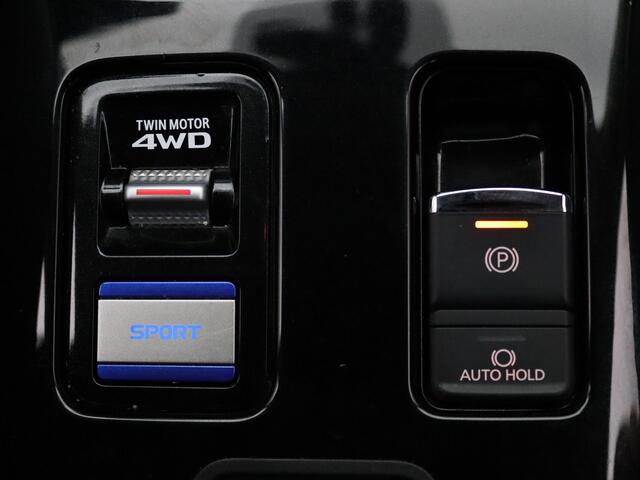 Mitsubishi OUTLANDER PHEV Intense 225pk Camera | Cruise | Navi | Stoelverw.