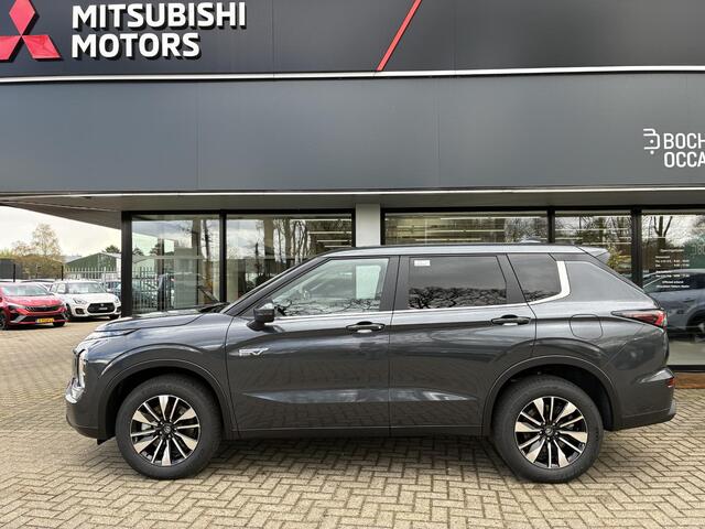 Mitsubishi OUTLANDER 2.4 PHEV Intense Nieuw uit voorraad leverbaar | Stoelverwarming voor | Lederen bekleding | Verwarmbaar stuurwiel | Adaptieve Cruise Control | Parkeersensoren voor- en achter | 8 jaar fabrieksgarantie