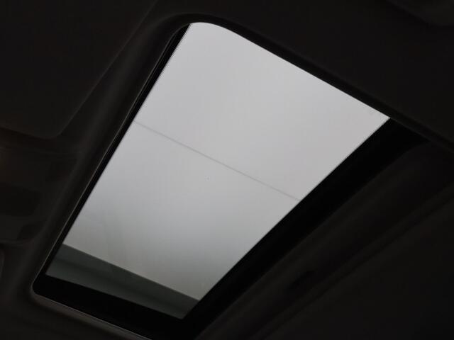 Mitsubishi OUTLANDER PHEV Intense+ 225pk LPG-G3 360° Camera | Parkeersens. v+a | Stoel-/stuurverw. | Panoramadak | Trekhaak afneembaar