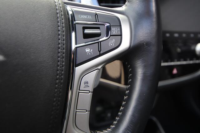 Mitsubishi OUTLANDER 2.4 PHEV Instyle Afn. Trekhaak, Opendak, Adaptive Cruise, Leder, Dealer O.H.