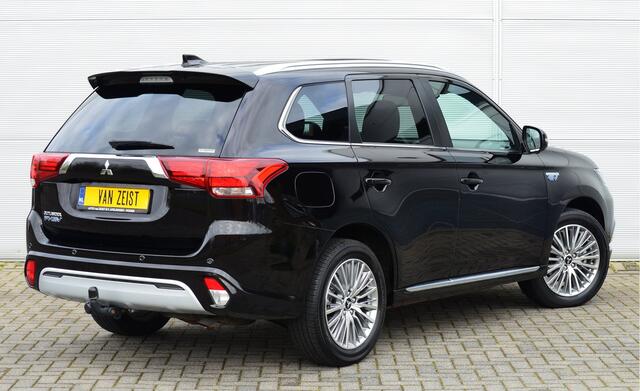 Mitsubishi OUTLANDER PHEV 2.4 INSTYLE 4WD | PLUG IN HYBRID | FULL OPTIONS | SoH % | SCHUIFDAK | ADAPTIEF CRUISE | TREKHAAK 1500KG | FABRIEKSGARANTIE TOT 06-10-2029* | ALL IN RIJKLAARPRIJS
