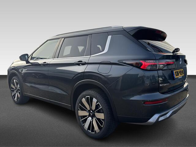 Mitsubishi OUTLANDER 2.4 PHEV intense+ | 20 inch LM Velgen | Winterpakket