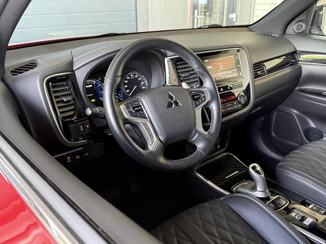 Mitsubishi OUTLANDER 2.4 PHEV Instyle