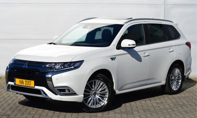 Mitsubishi OUTLANDER PHEV 2.4 INSTYLE 4WD | PLUG IN HYBRID | FULL OPTIONS | SoH 78% | SCHUIFDAK | ALL SEASON BANDEN | ADAPTIEF CRUISE | TREKHAAK 1500KG | FABRIEKSGARANTIE TOT 23-10-2028* | ALL IN RIJKLAARPRIJS