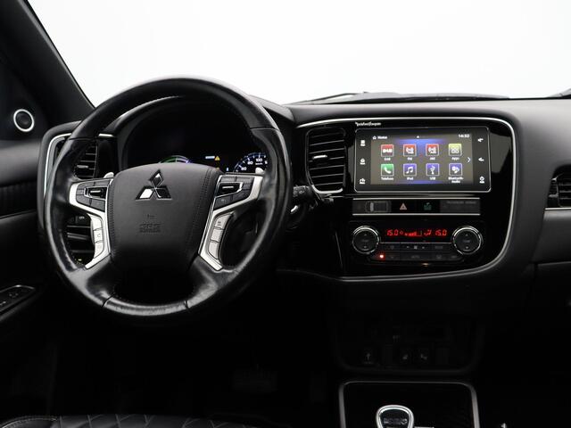 Mitsubishi OUTLANDER 2.4 PHEV Instyle | Leder | Panorama dak | Stoelverwarming |