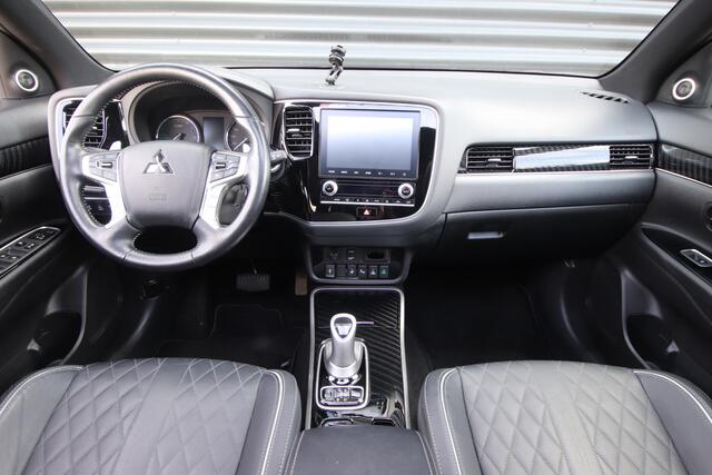 Mitsubishi OUTLANDER 2.4 PHEV Instyle Adaptive cruise, Trekhaak, Opendak, Leder